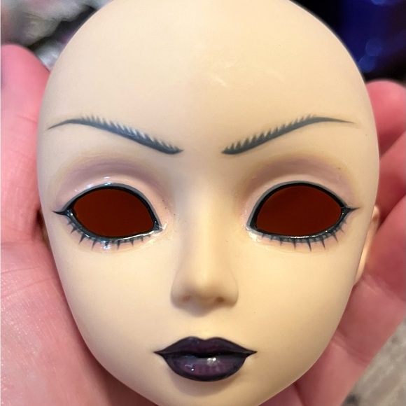 Obitsu Vinyl Head 1/3 scale - Picture 3 of 3